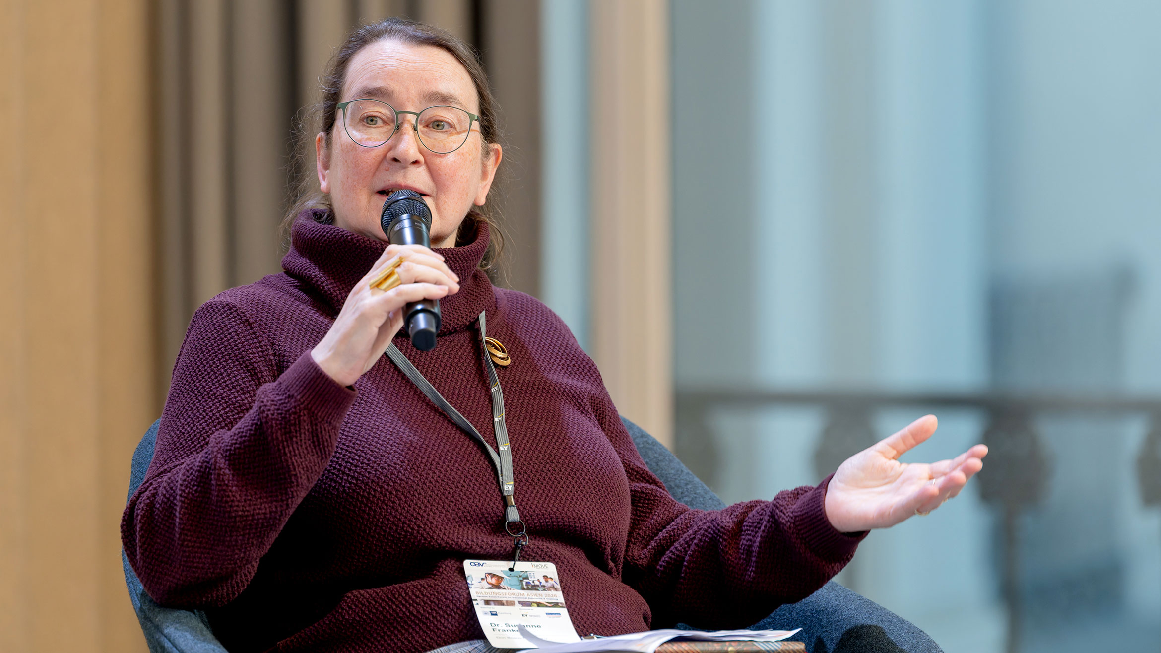 Nahaufnahme der Sprecherin Dr. Susanne Franke