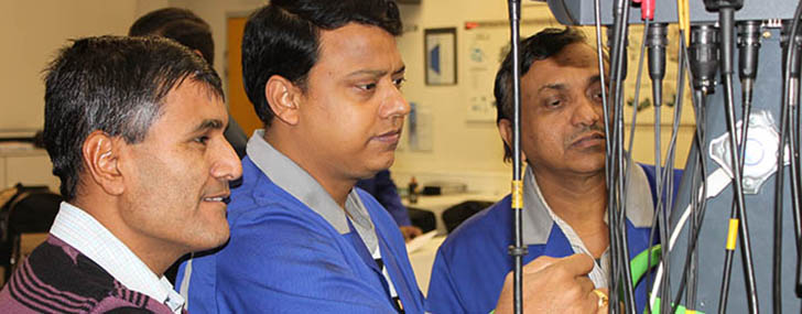 Drei indische Ausbildungsleiter zur Weiterbildung bei der Kreishandwerkerschaft Hellweg-Lippe 