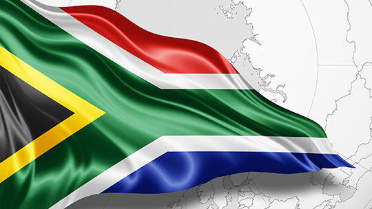 wehende südafrikanische Nationalflagge