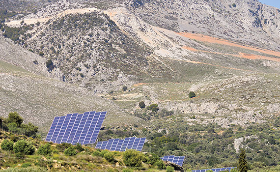 Sonnenkollektoren in den Bergen