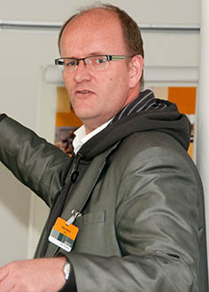 Ein Referent während seines Vortrags