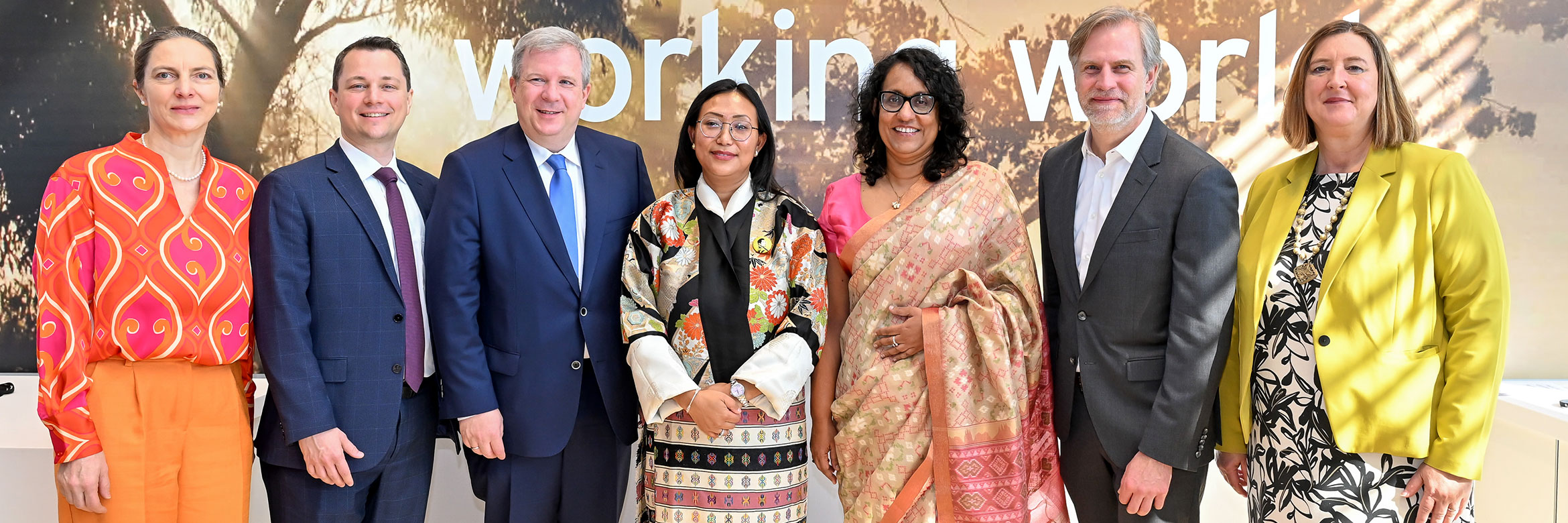Group picture with ministers