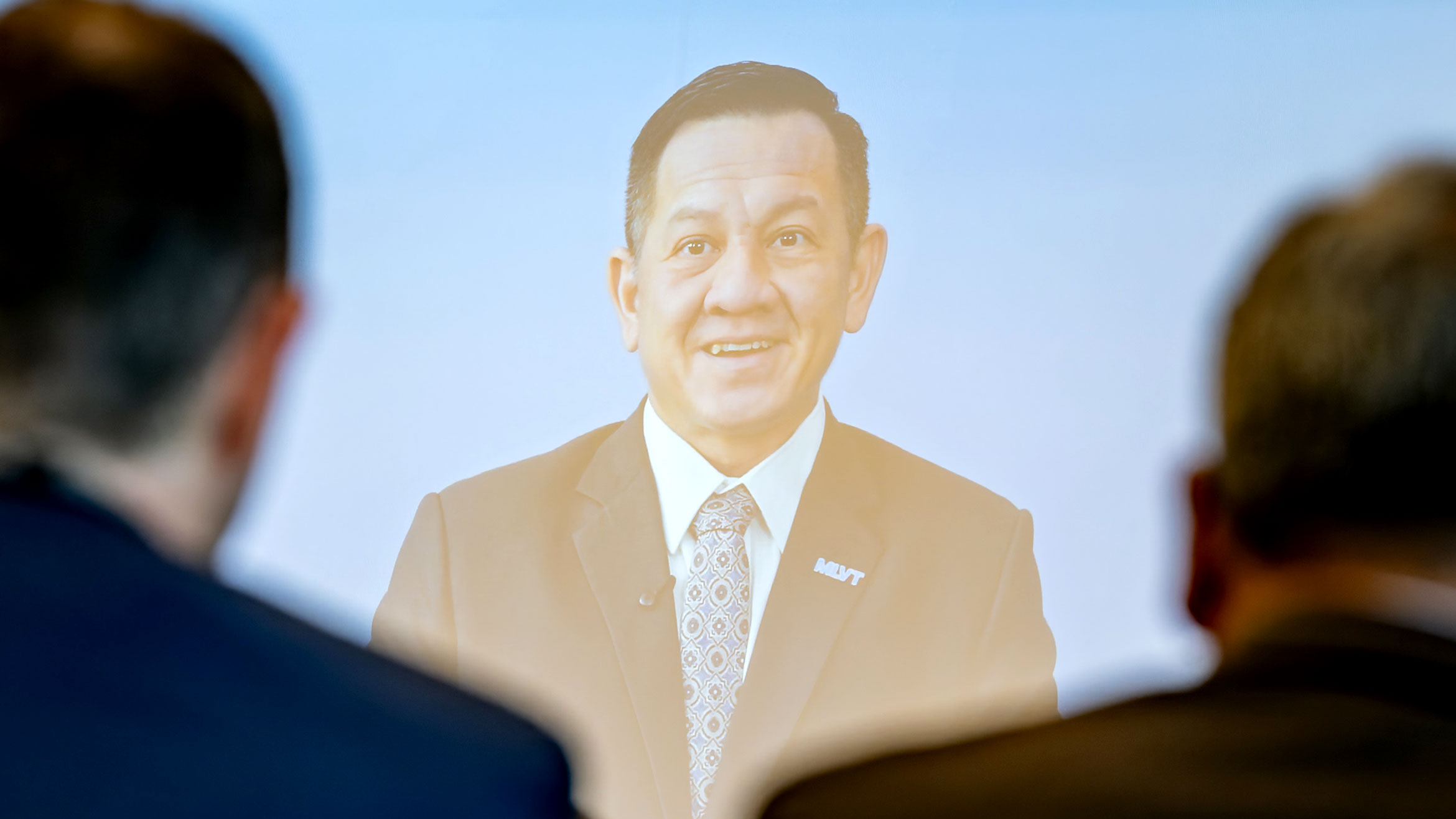 close-up of the speaker La Vibol