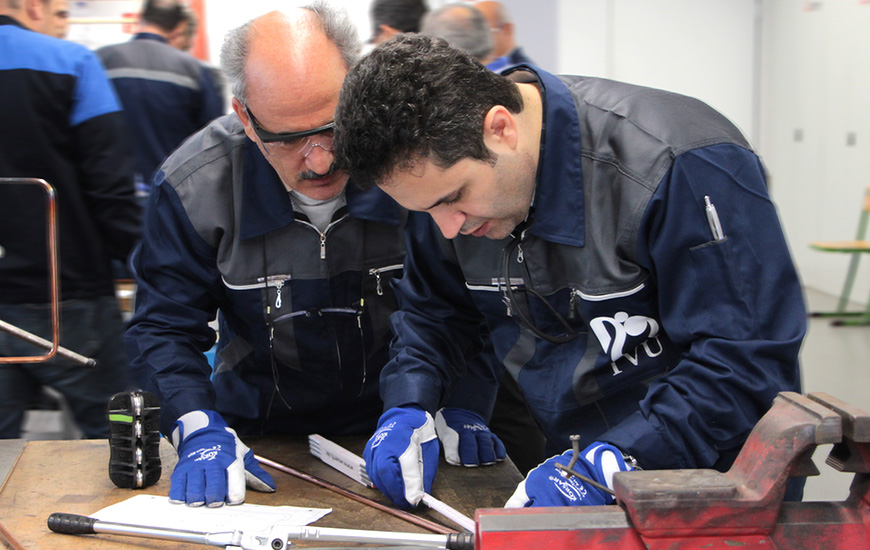 Training scene in a workshop