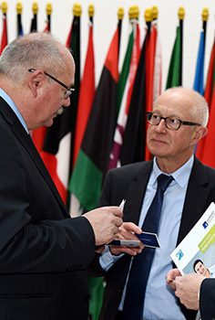 conversation amongst two participants