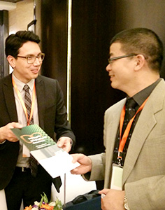 Conversation at the iMOVE Information Stand